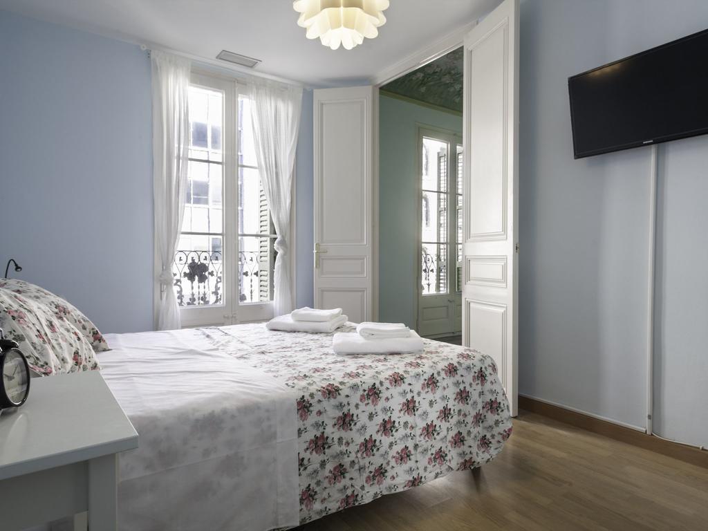 Belvilla By Oyo Rambla Paris