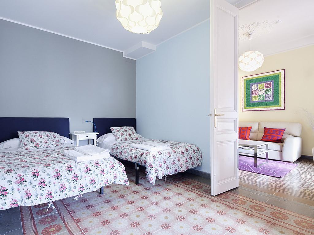 Villa Belvilla By Oyo Rambla Paris Barcelona